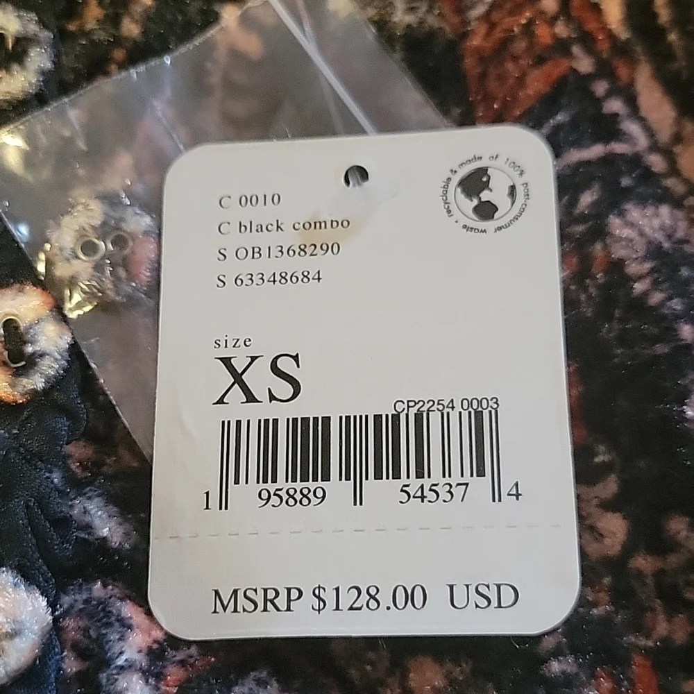 🌹NWT🌹FREE PEOPLE Dare Me Velvet Blouse, sz XS - Picture 6 of 9